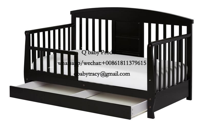 Toddler bed 109