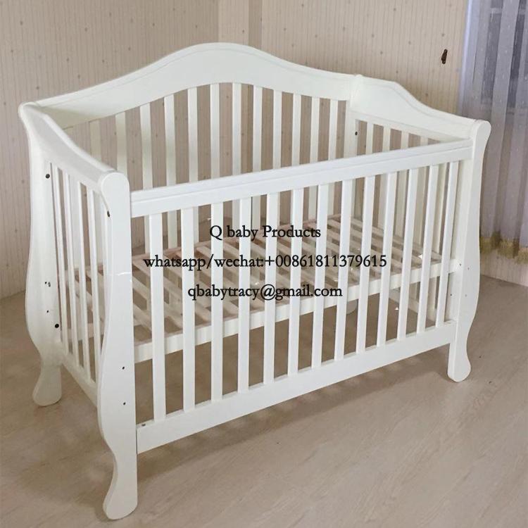 Baby crib 121-W