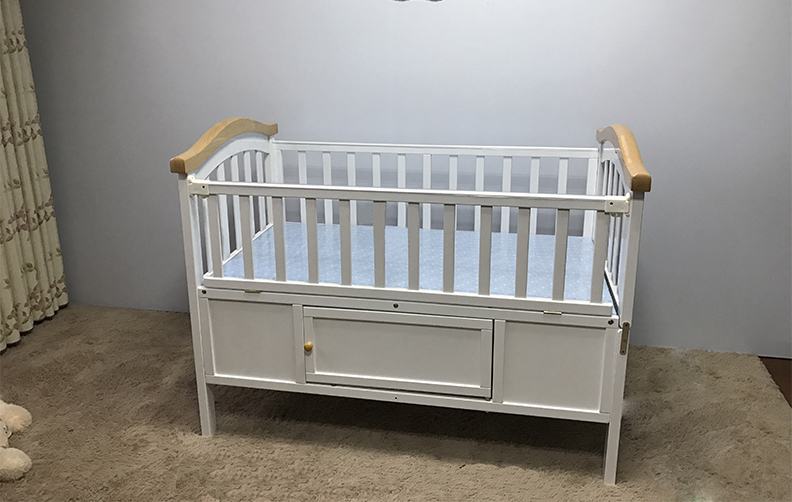 Baby crib 236 & B