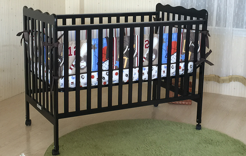 Full size crib F-103