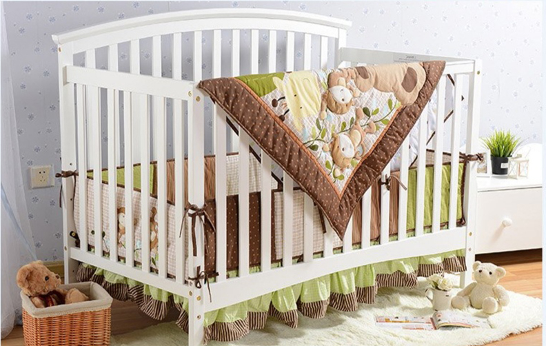 Full size crib F-116