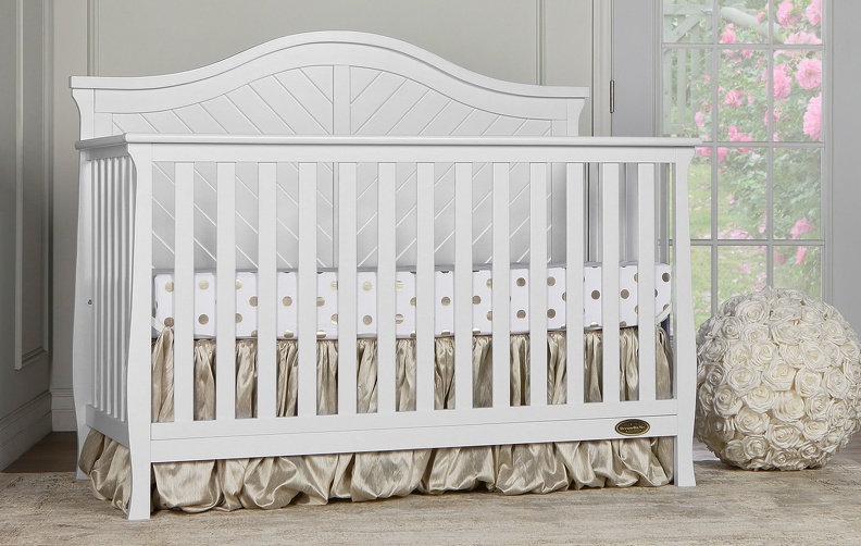 Full size crib F-121