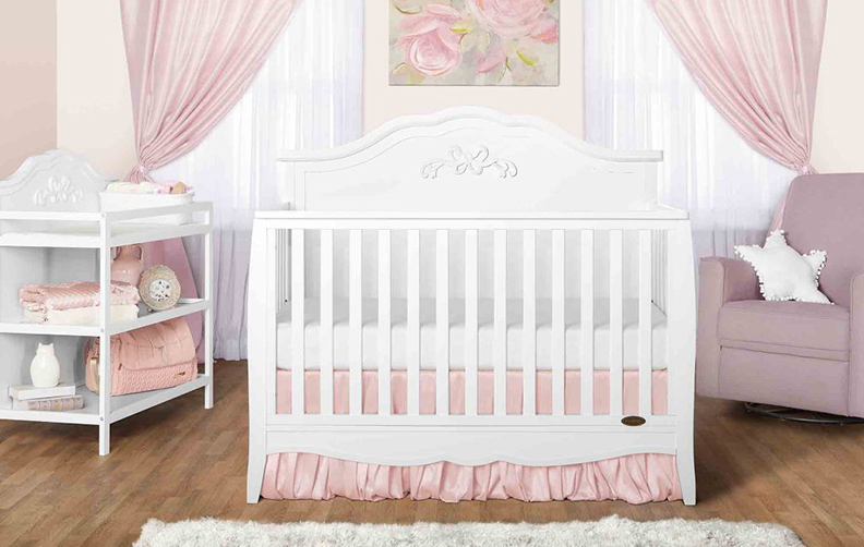 Full size crib F-125