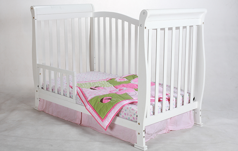 Full size crib F-115