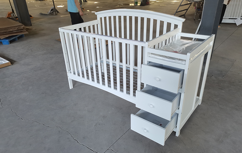 Full size crib F-105