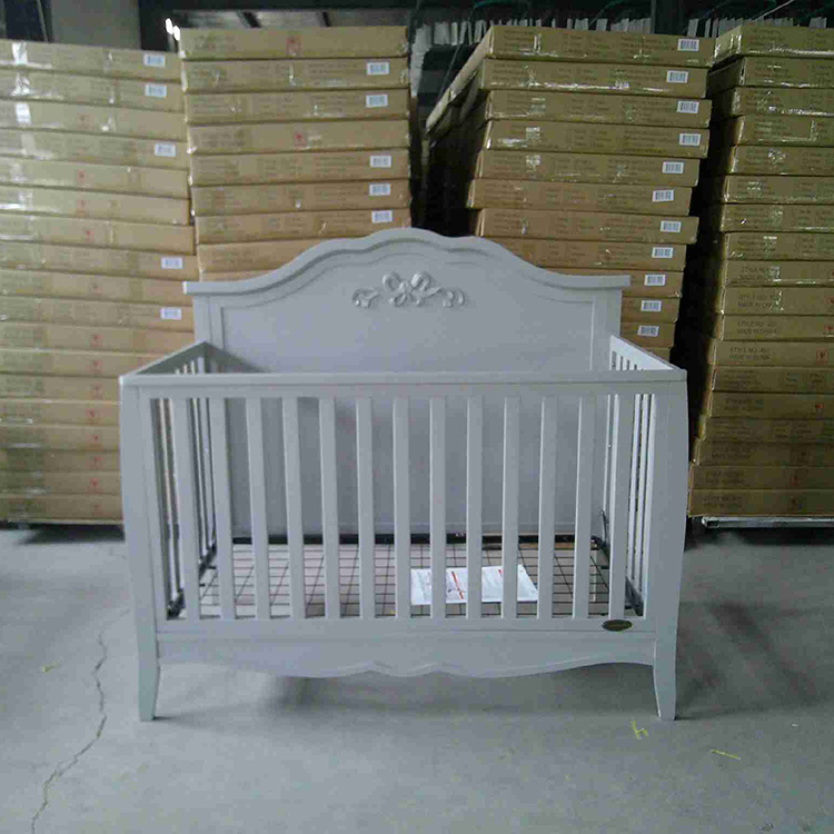 Full size crib F-125