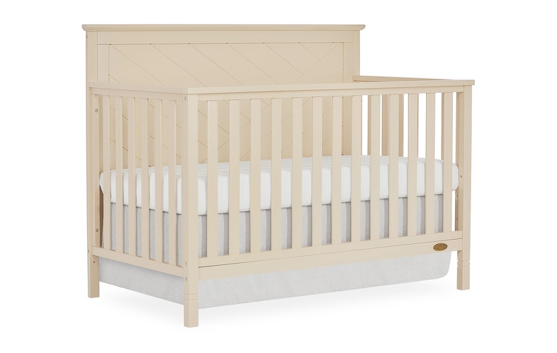 Full size crib F-135