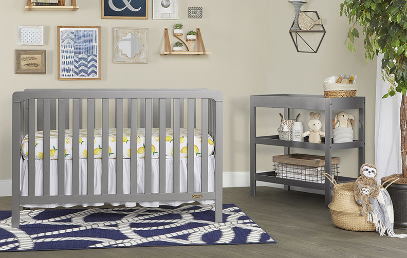 Full size crib F-138