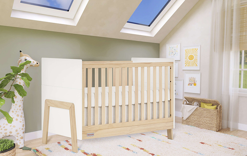 Full size crib F-148