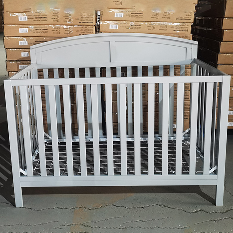 Full size crib F-162