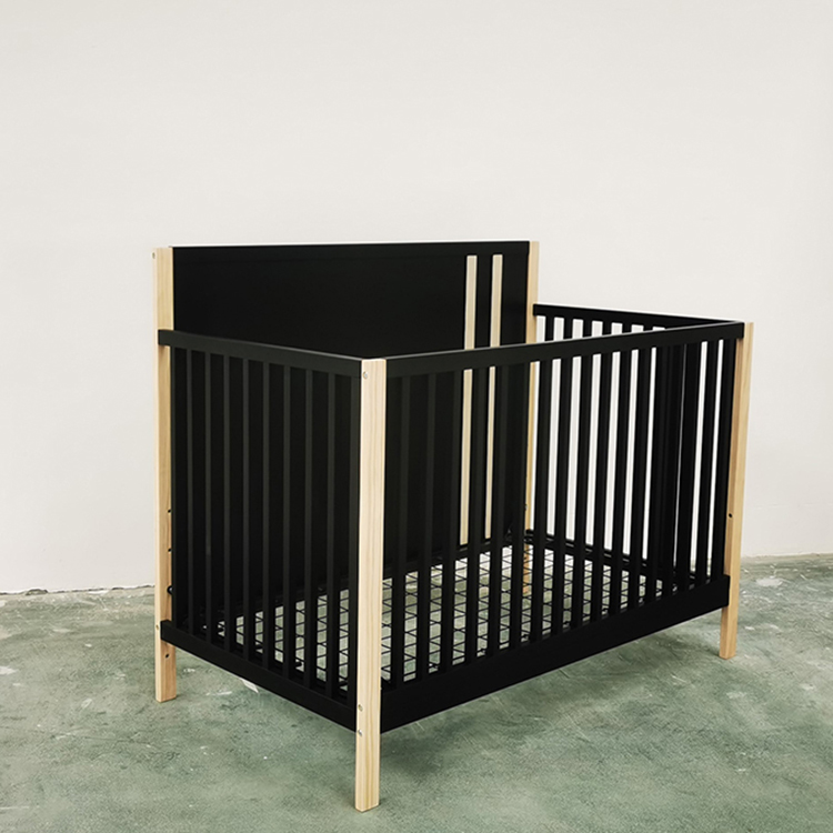 Full size crib F-166