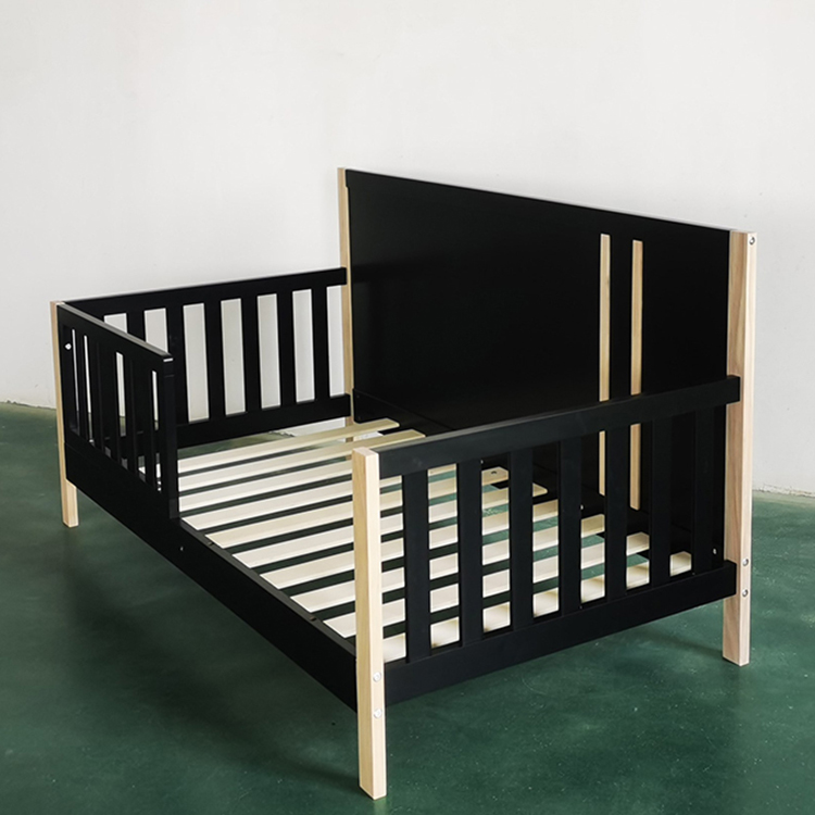 Full size crib F-166