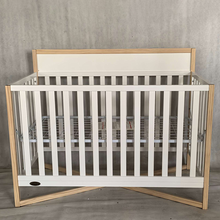 Full size crib F-167