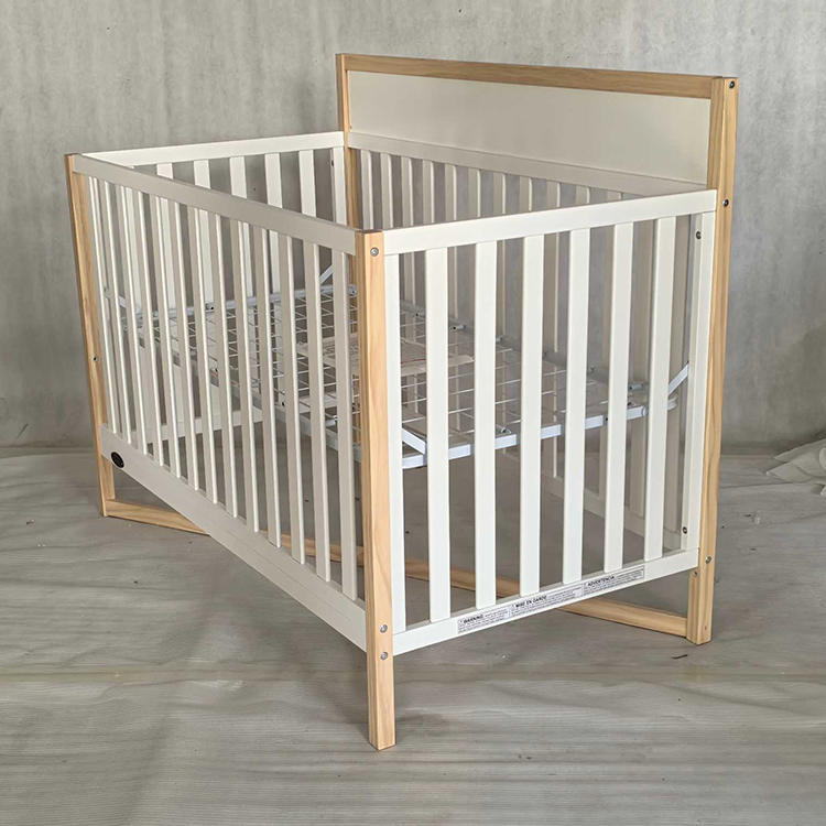 Full size crib F-167