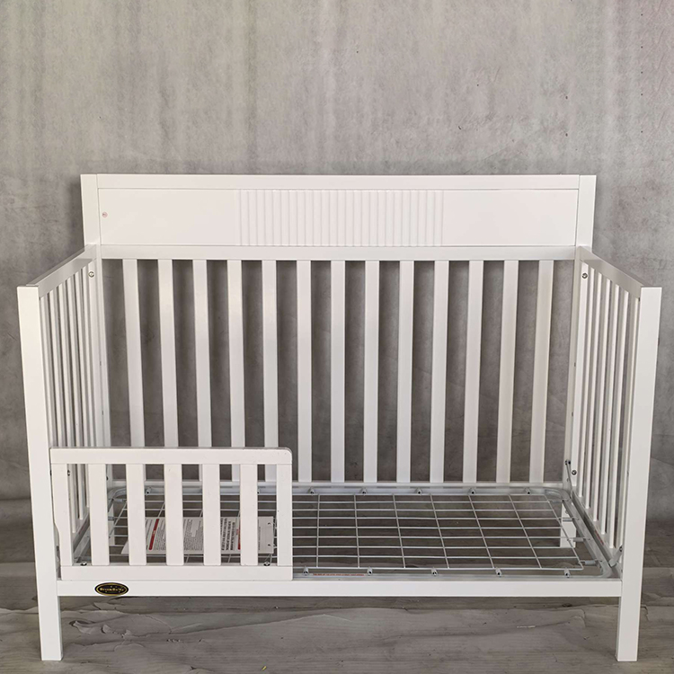 Full size crib F-170