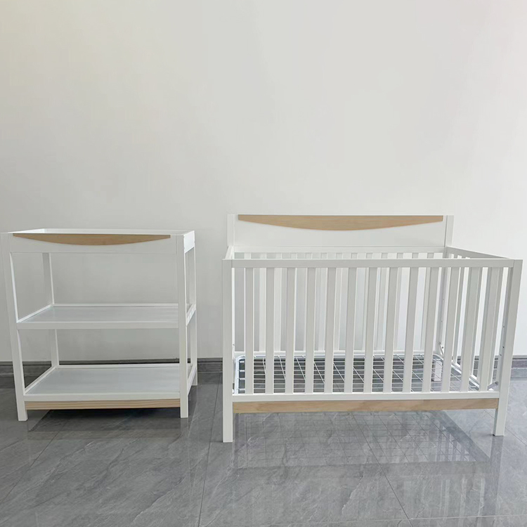 Full size crib F-174