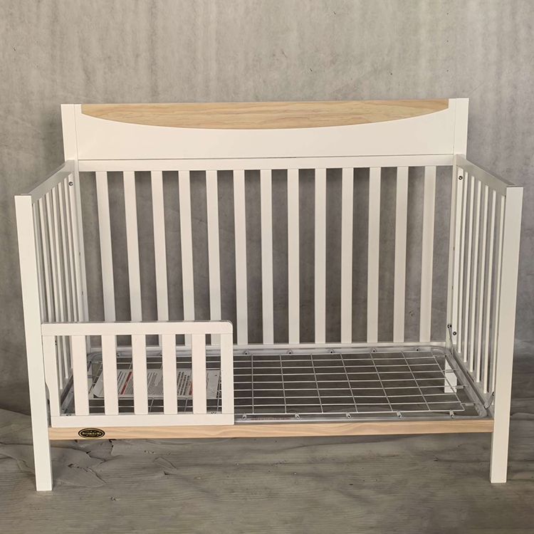 Full size crib F-174