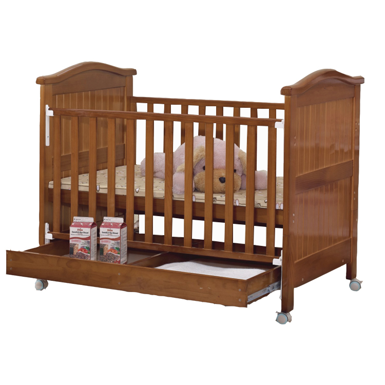 Baby crib 553-W