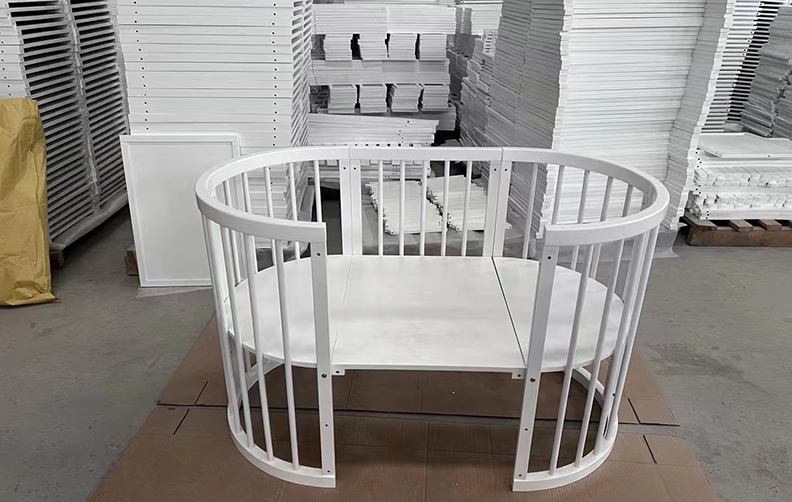 Oval baby bed
