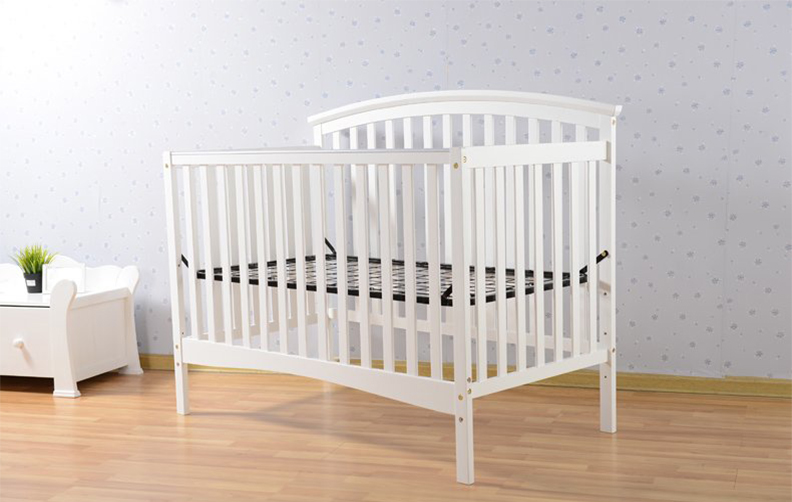 Baby crib F-116